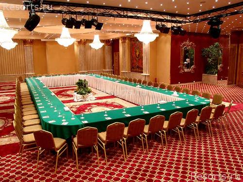 Pyramisa Suites Hotel & Casino 32